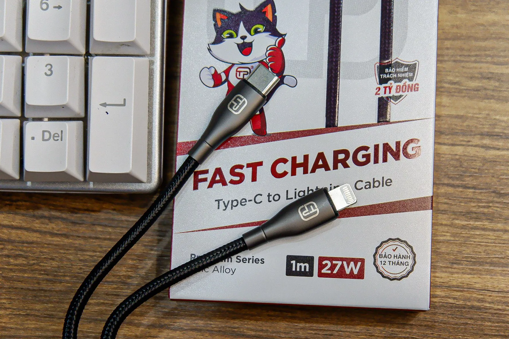 DÂY SẠC TP789. CHẤT LIỆU DÂY DÙ BỌC THÉP. HỖ TRỢ CÔNG SUẤT 60W